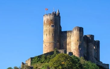 L'évolution architecturale des châteaux forts